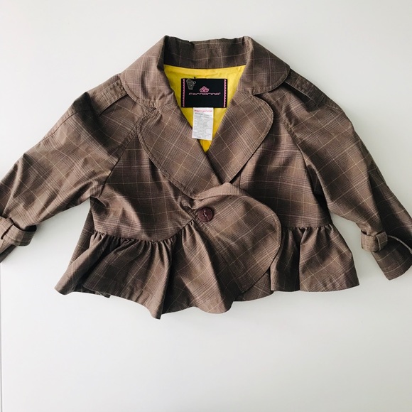 ⚡️SALE⚡️ 🖤Brown Plaid Cropped Sheath Blazer🖤 - Picture 2 of 7